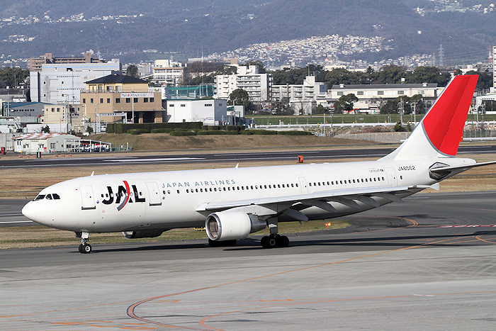 JAL（日本航空） A300-600R JA8562