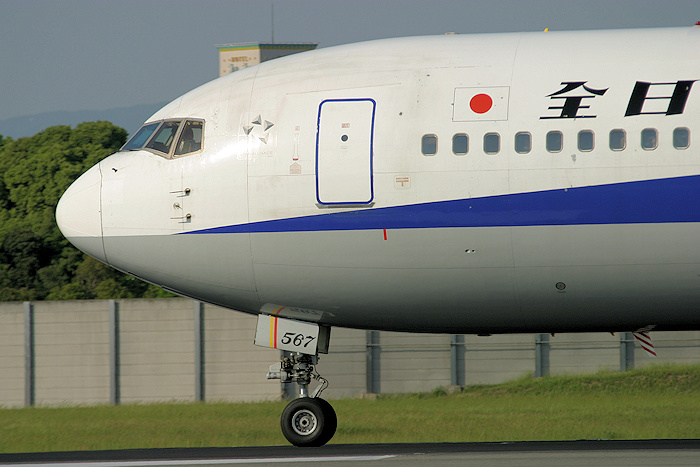 登録記号（レジ）JA8567 飛行機写真