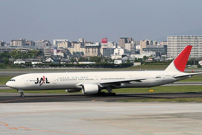 アーク塗装 JAL（日本航空） B777-300 JA8942