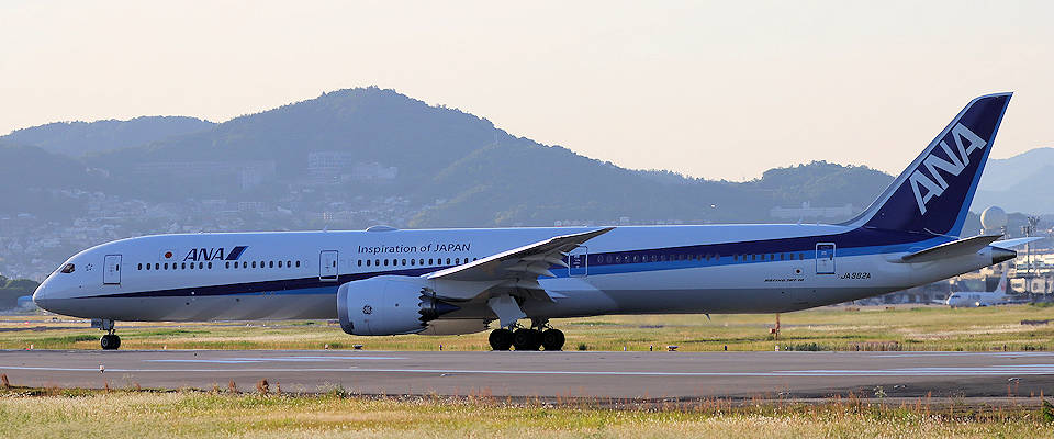 ANA Ｂ787-9 JA830A