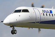 レドーム塗装が白 ANA（全日空） DHC-8-Q400 JA850A